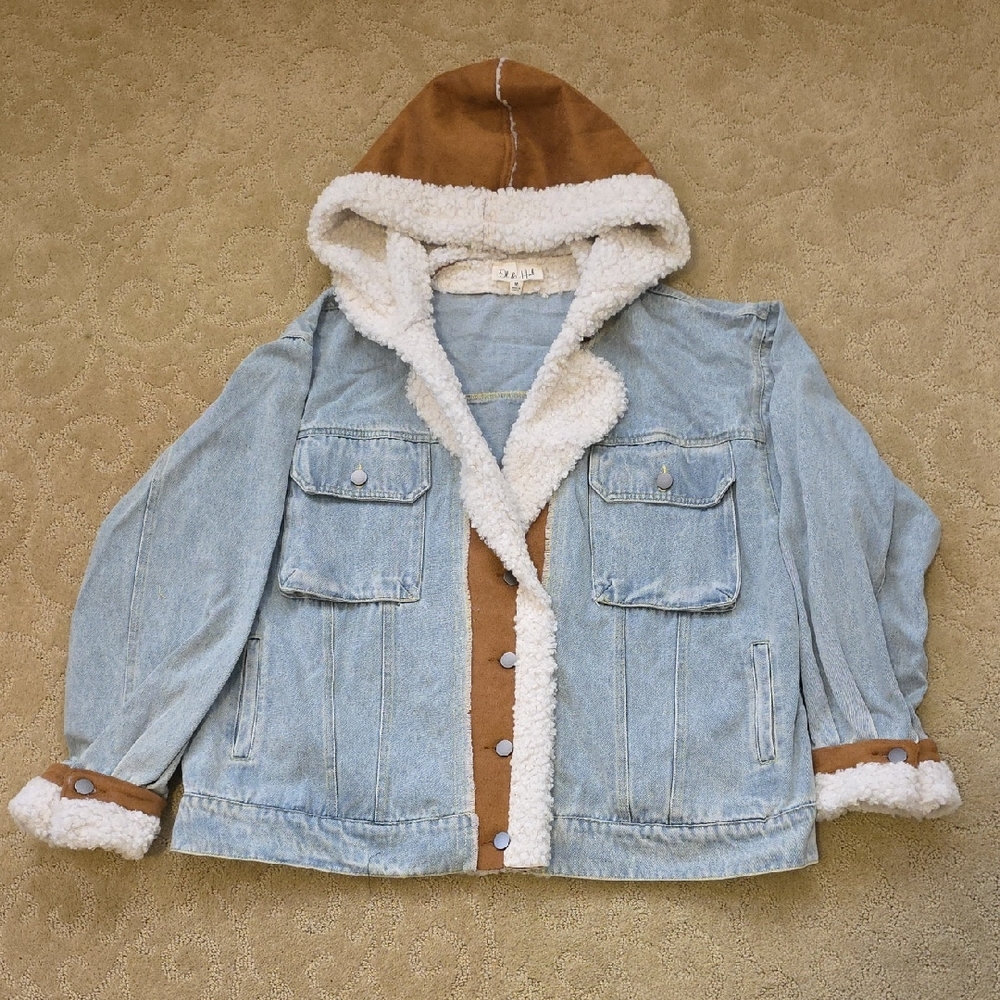 NWT Oli & Hali Light Blue Denim Jacket with Tan Hood and White Fleece Trim